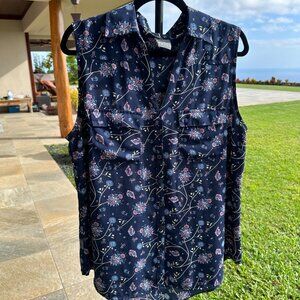 Soho NY&Co Navy Blue Floral  Sleeveless Button Up Collared Tank blouse